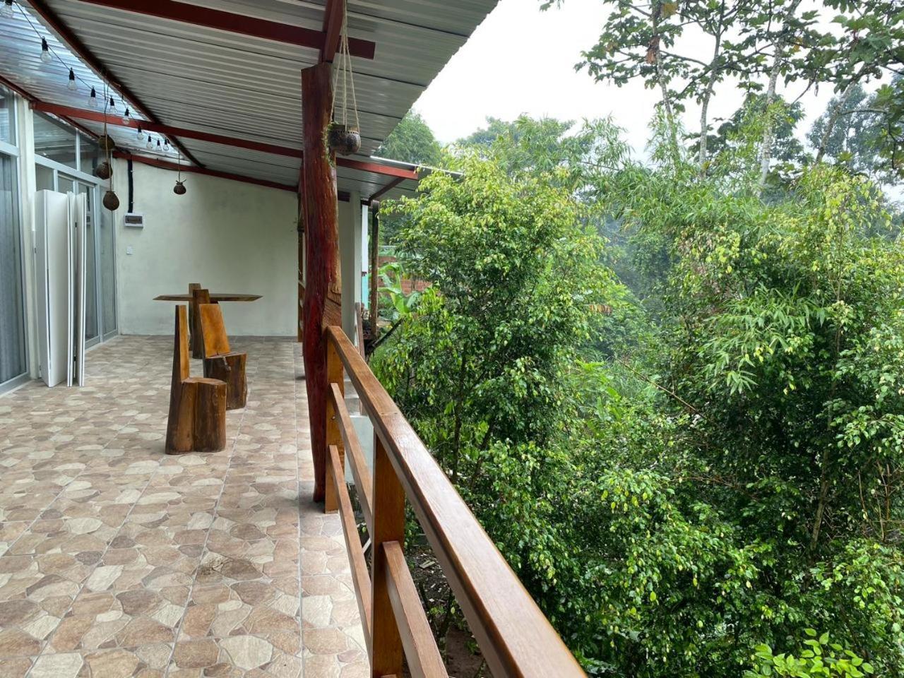 Casa Blanca Hortencia Sucua Exteriör bild
